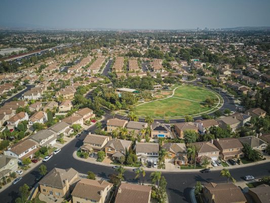 large community hoa management